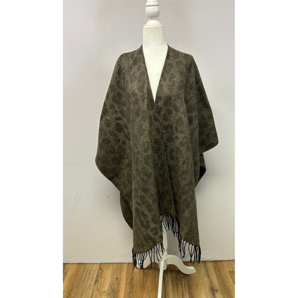 Cabincore Woolrich Women One Size Olive Leopard Print Fringe Open Front Poncho